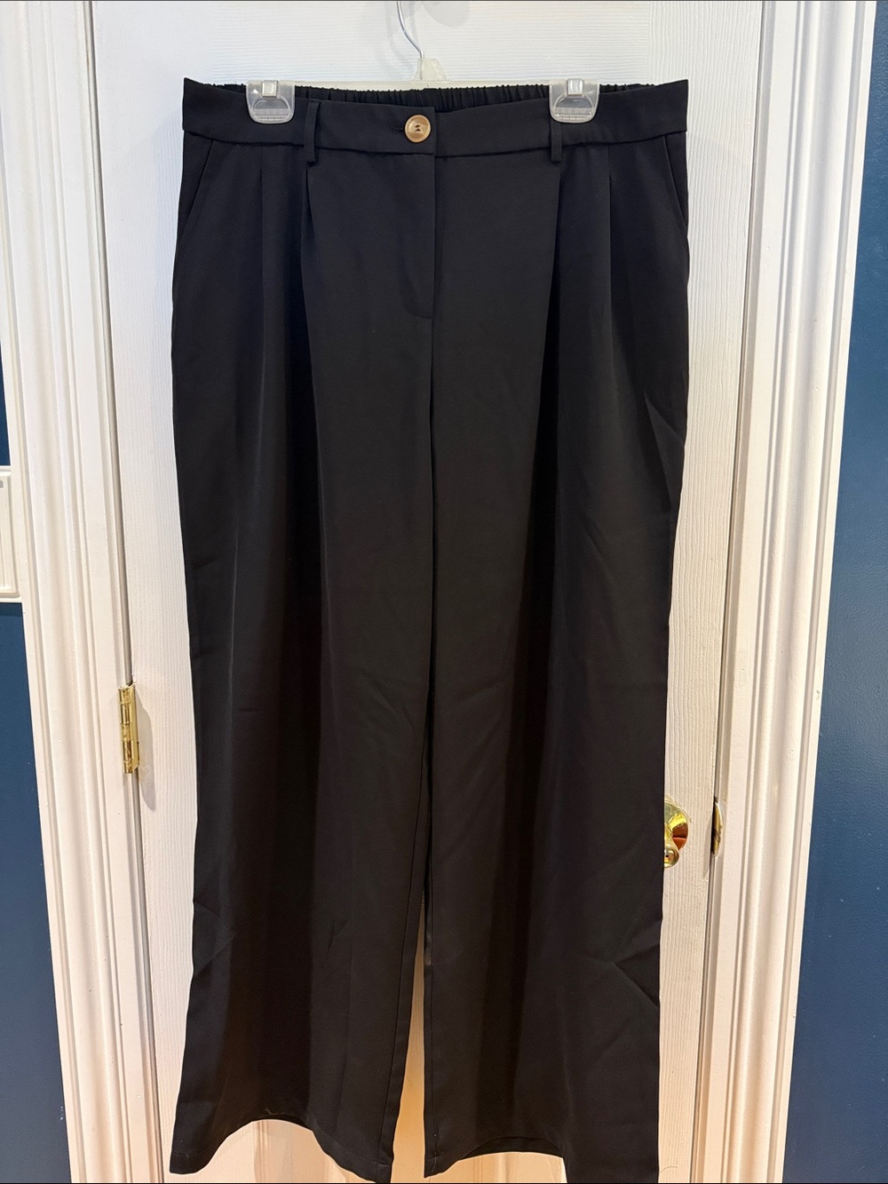 Elegant Black Wide-Leg Women's Pants